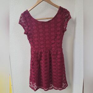 Love Reign Burgundy Lace Dress - Size Juniors Small